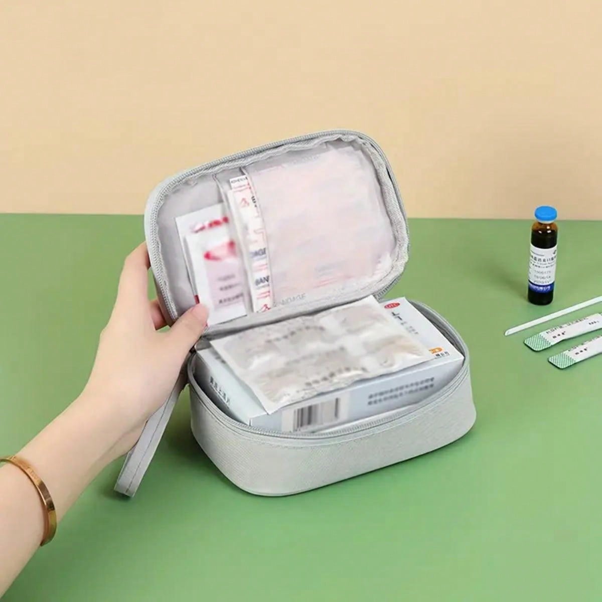 Portable First Aid Kit, Emerge - огляд і ціна Car Accessories For Elderly